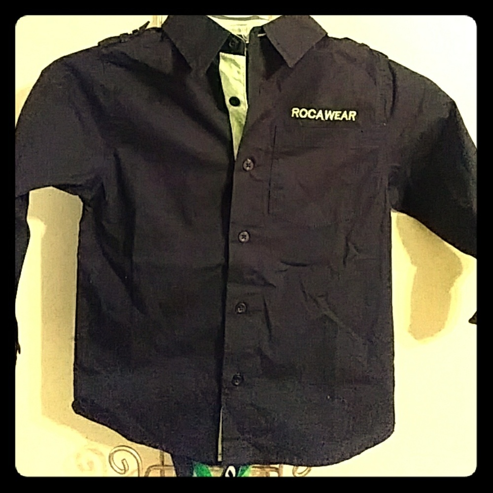 Roca Wear youth shirt